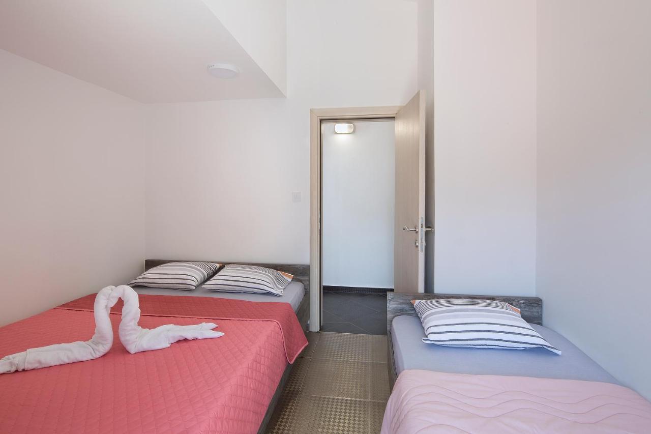 Lux Sea View Sv. Stefan Apartman *